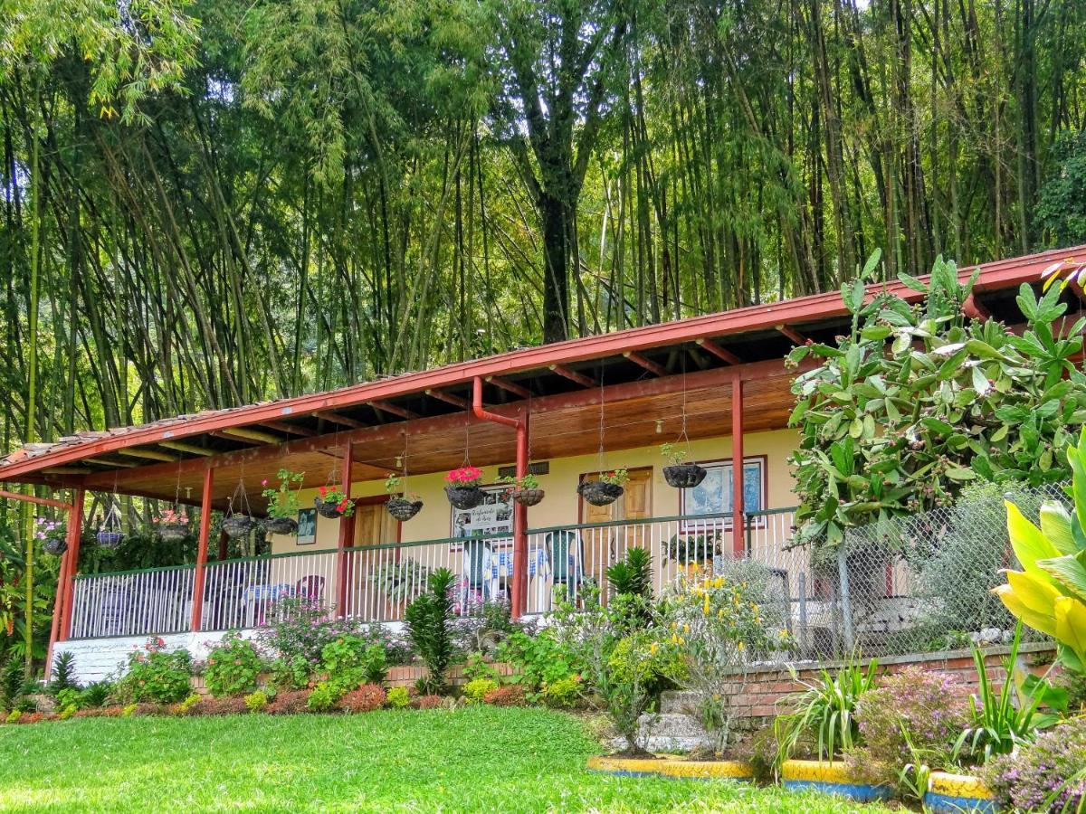 Finca Turística Los Rosales Pereira Exterior foto