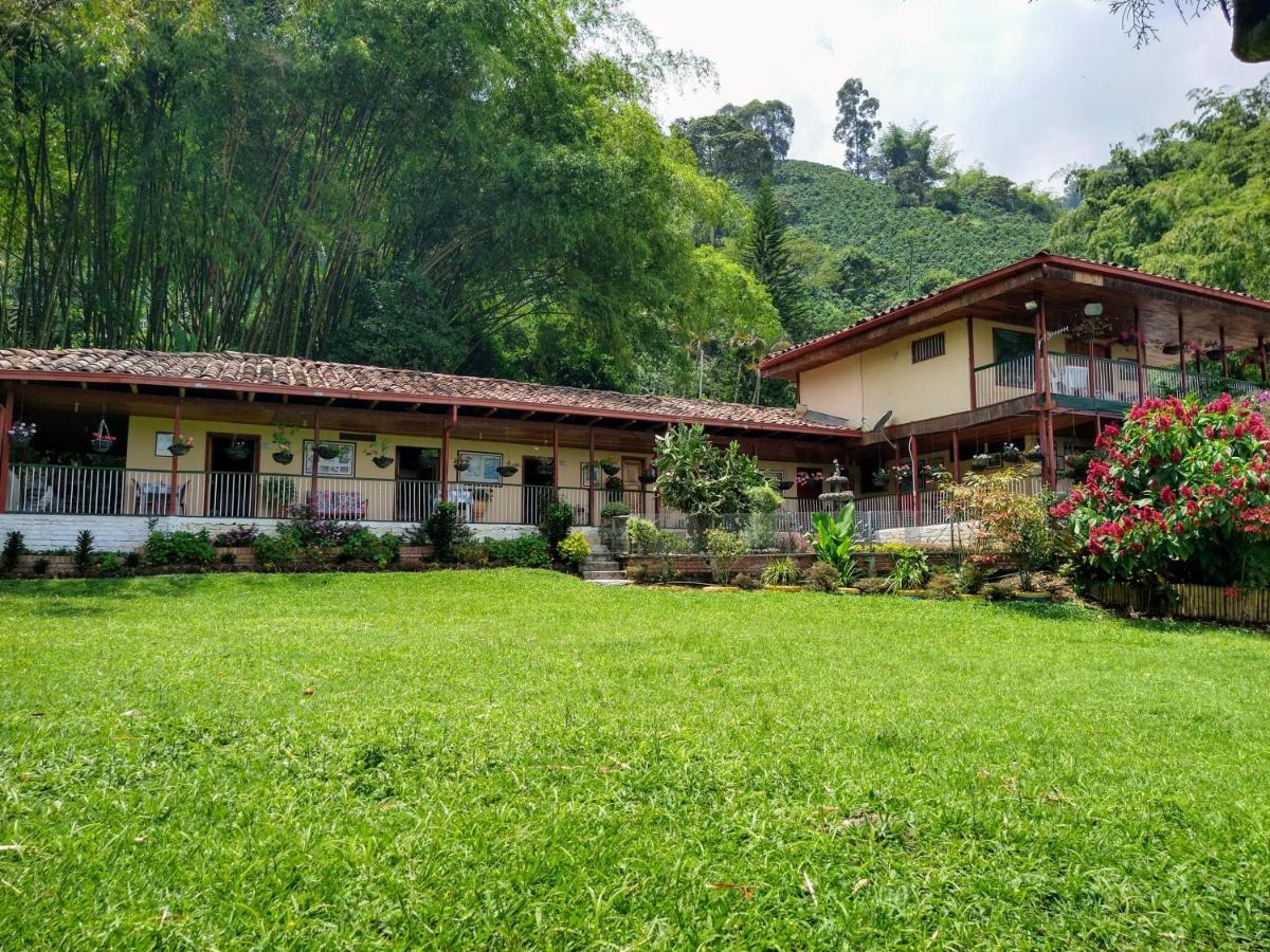 Finca Turística Los Rosales Pereira Exterior foto